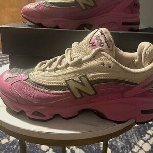 💖 NB1000 Pink New Balance Sneakers – Size 10 Women  💖